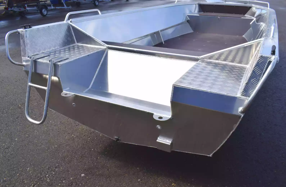 Алюминиевая лодка Неман-500 P в Мурманске