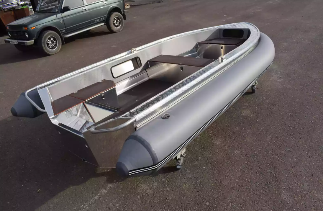 Алюминиевая лодка Wyatboat-370 в Мурманске