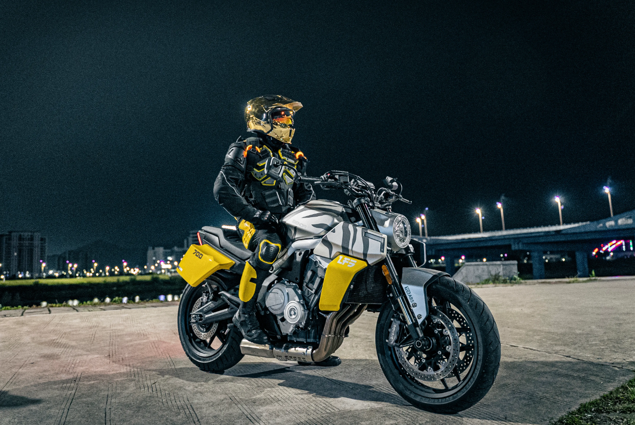 Мотоцикл Benda LFS 700 в Мурманске