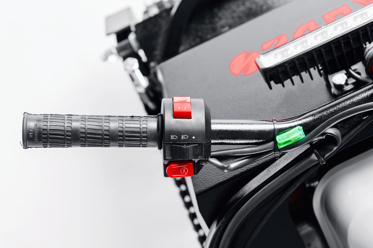 МОТОБУКСИРОВЩИК IKUDZO 1100/380 К7 в Мурманске