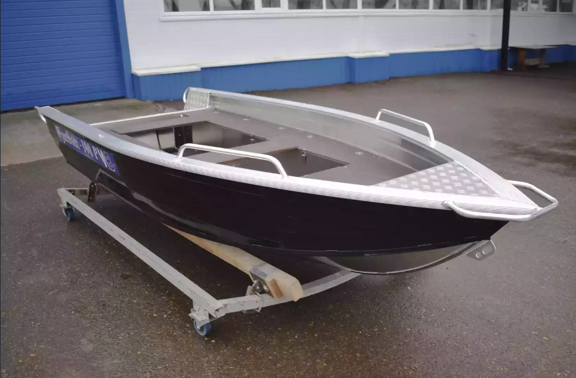 Алюминиевая лодка Wyatboat-390РМ в Мурманске