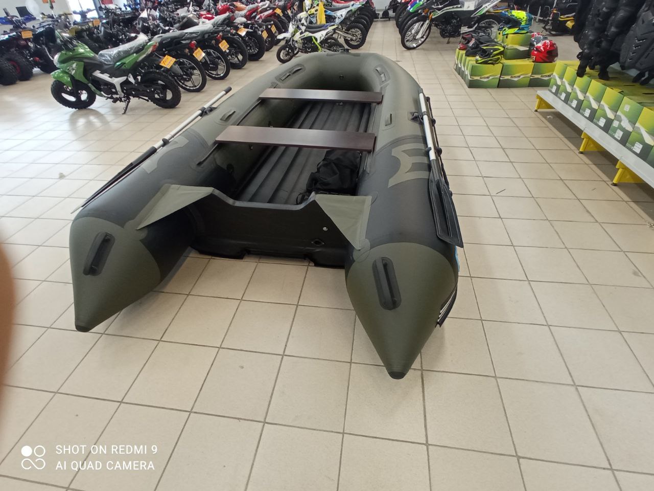 Лодка MISHIMO RIVER JET 400 под водомет в Мурманске