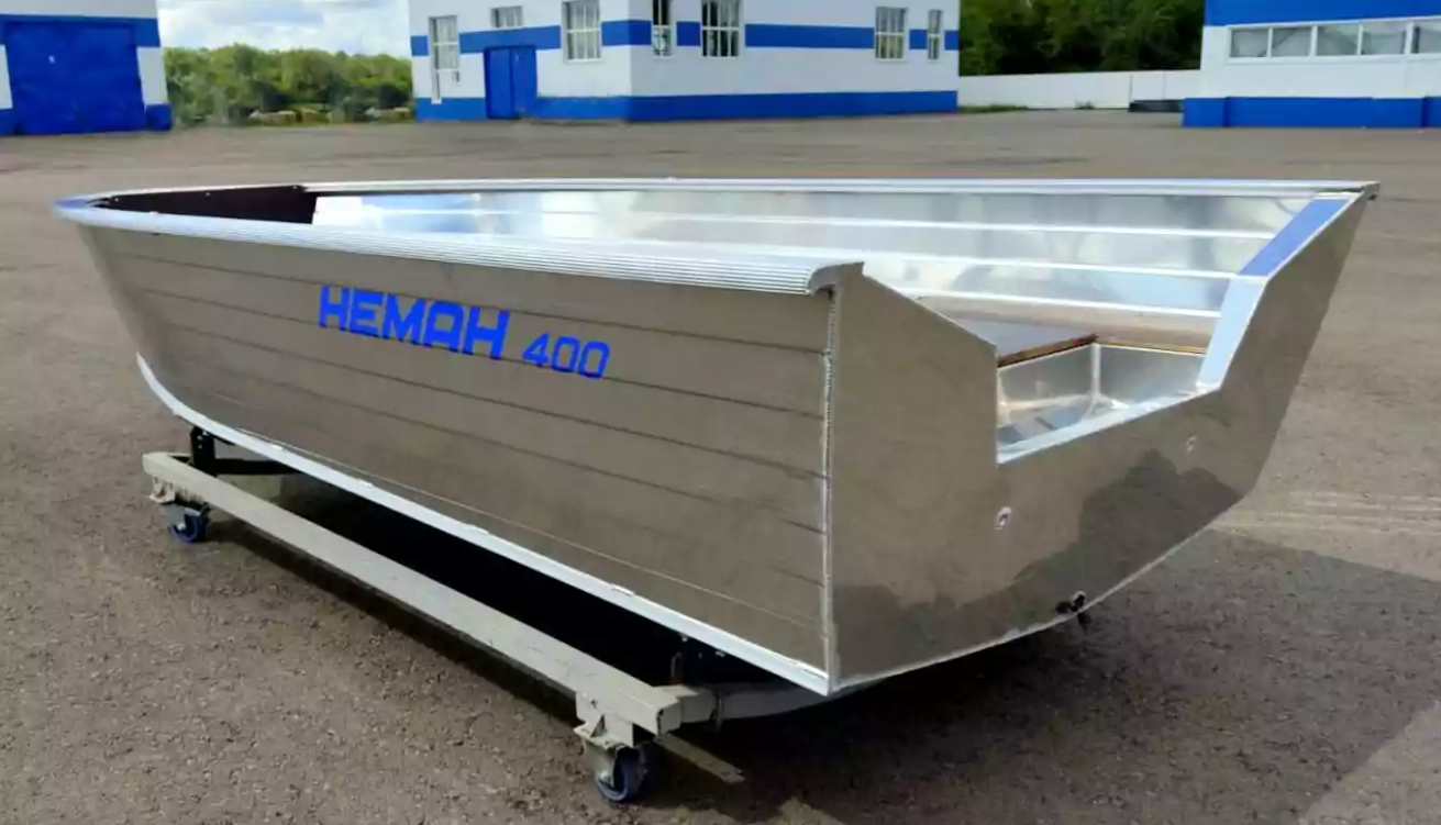 Алюминиевая лодка Неман-400 в Мурманске