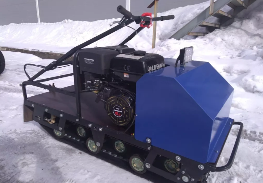 Мотобуксировщик AhtaR ЗИМА с реверсом (задний ход) в Мурманске