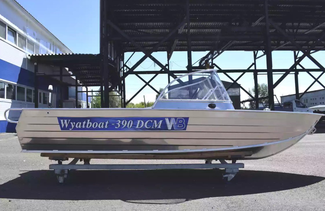 Алюминиевая лодка Wyatboat-390 DCM в Мурманске
