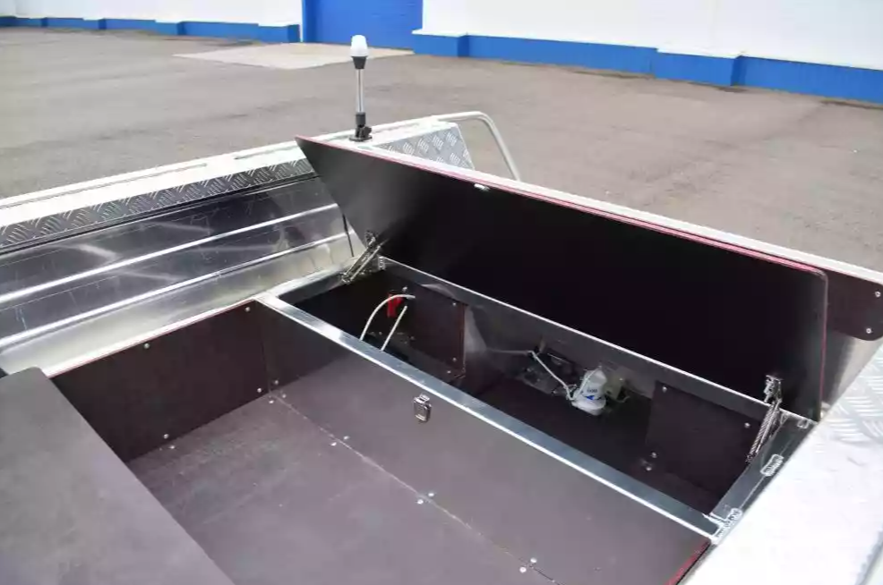 Алюминиевая лодка Wyatboat-390 DCM Увеличенный борт в Мурманске