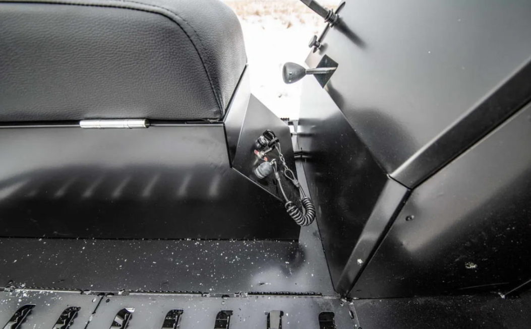 Снегоход АРКТИК 4Т в Мурманске