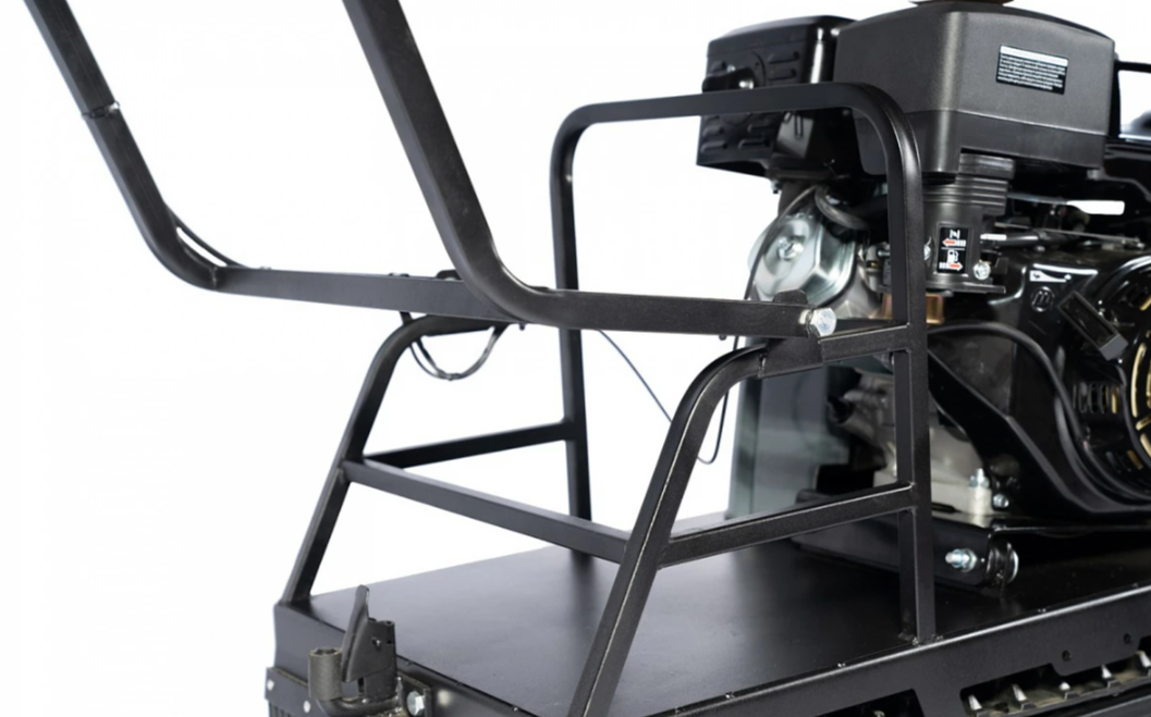 Мотобуксировщик БУРЛАК-M2 LFK 13 л.с. с эл/зап (передний привод, катки) в Мурманске