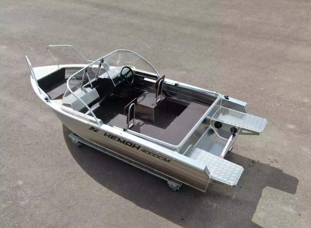 Алюминиевая лодка  Неман-400 DCM NEW в Мурманске