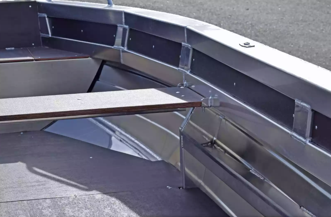 Алюминиевая лодка  Неман-480 Р в Мурманске