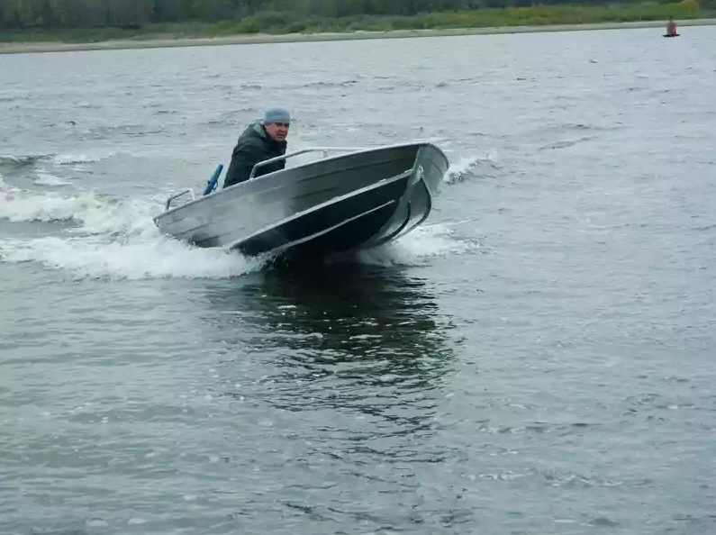 Алюминиевая лодка Wyatboat-390 M в Мурманске