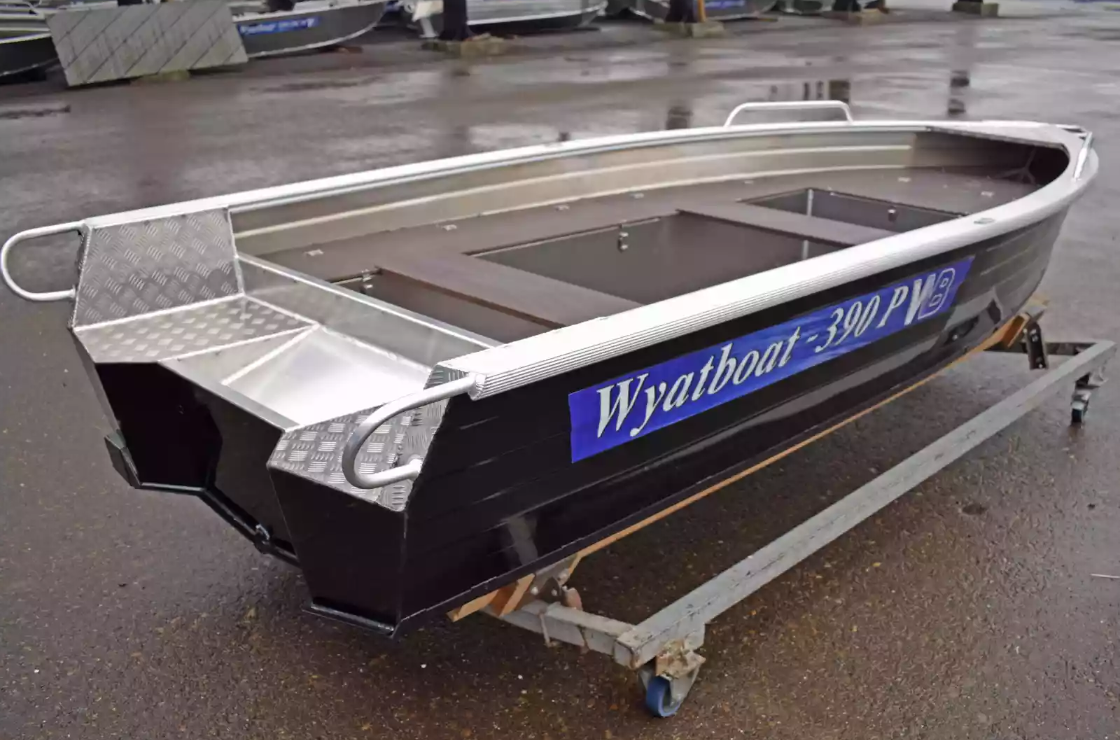 Алюминиевая лодка Wyatboat-390РМ в Мурманске