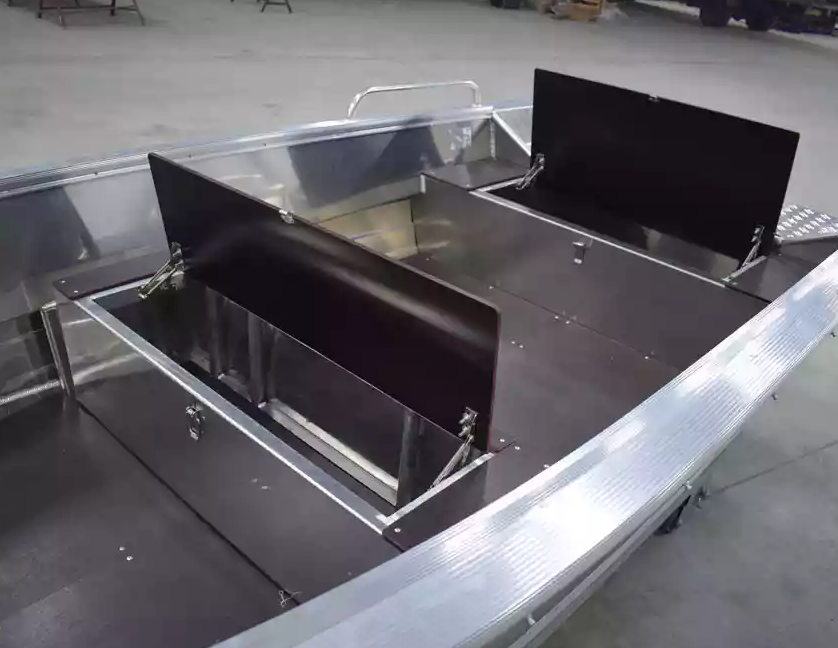 Алюминиевая лодка  Wyatboat-430 Р в Мурманске