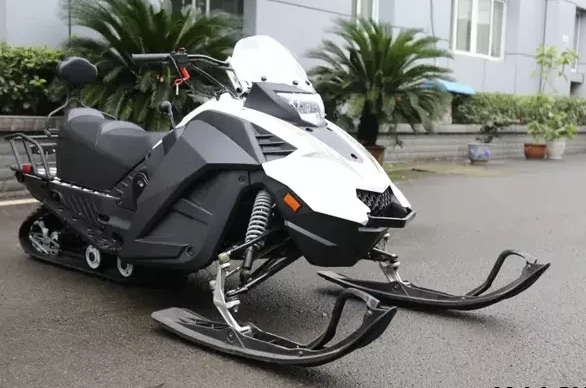 Снегоход ULAR 220 в Мурманске