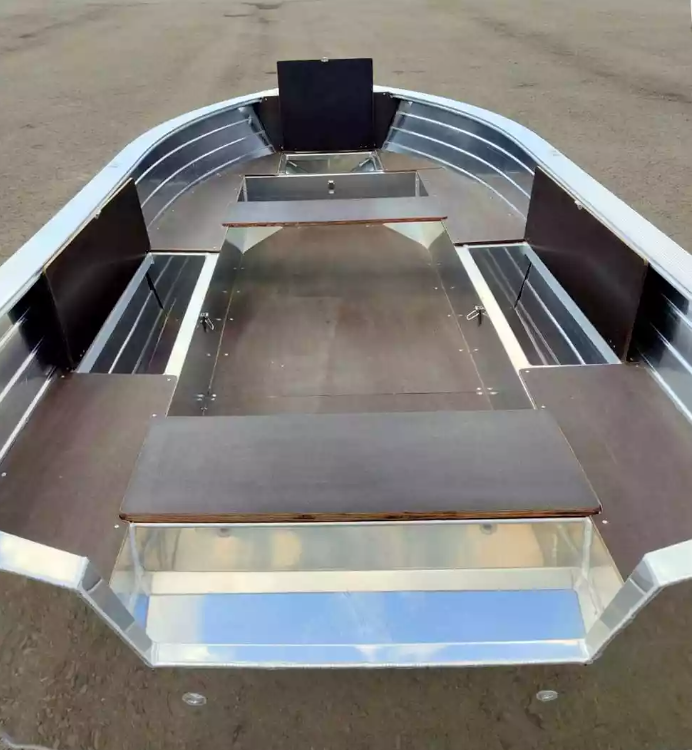 Алюминиевая лодка Неман-400 в Мурманске