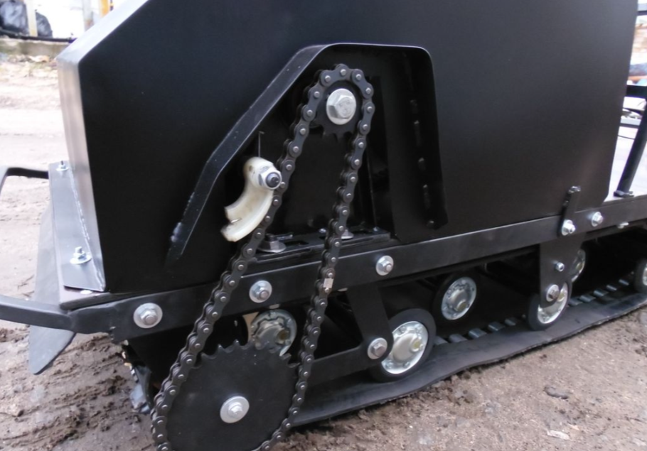 Мотобуксировщик AhtaR Зима 15 л/с с вариатором в Мурманске