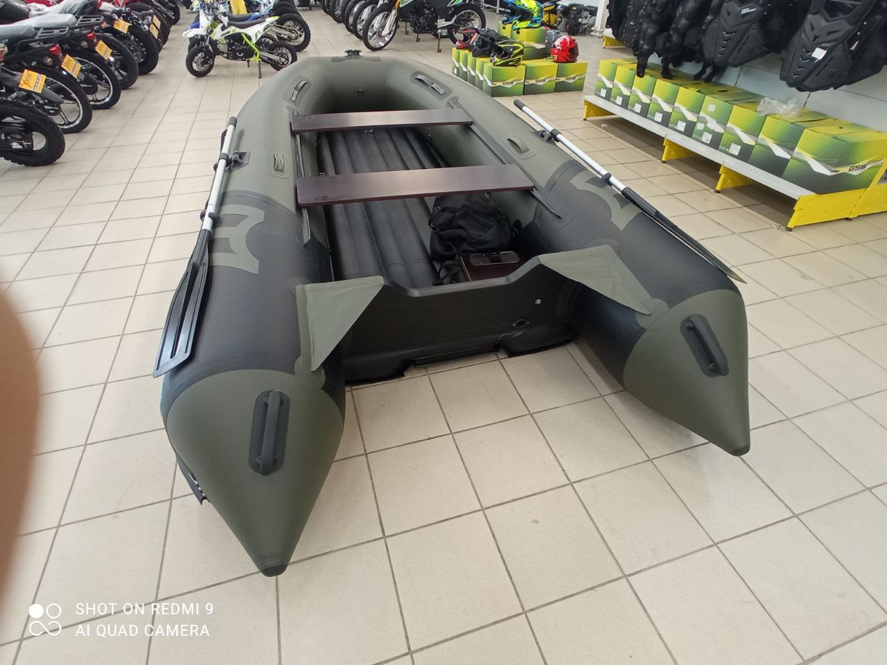 Лодка MISHIMO RIVER JET 400 под водомет в Мурманске