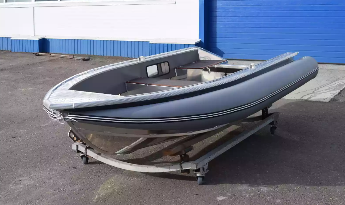 Алюминиевая лодка Wyatboat-370 в Мурманске