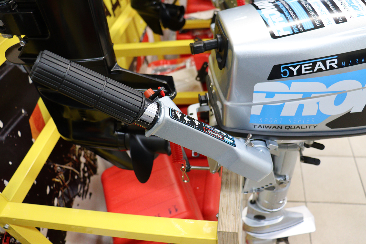 Лодочный мотор PROMAX SP5FHS (внешний бак 12 л) в Мурманске