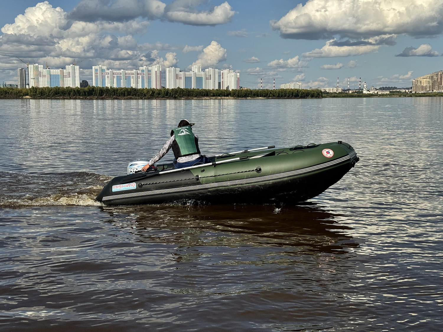 Лодка MISHIMO BIG FLOOR 440 в Мурманске