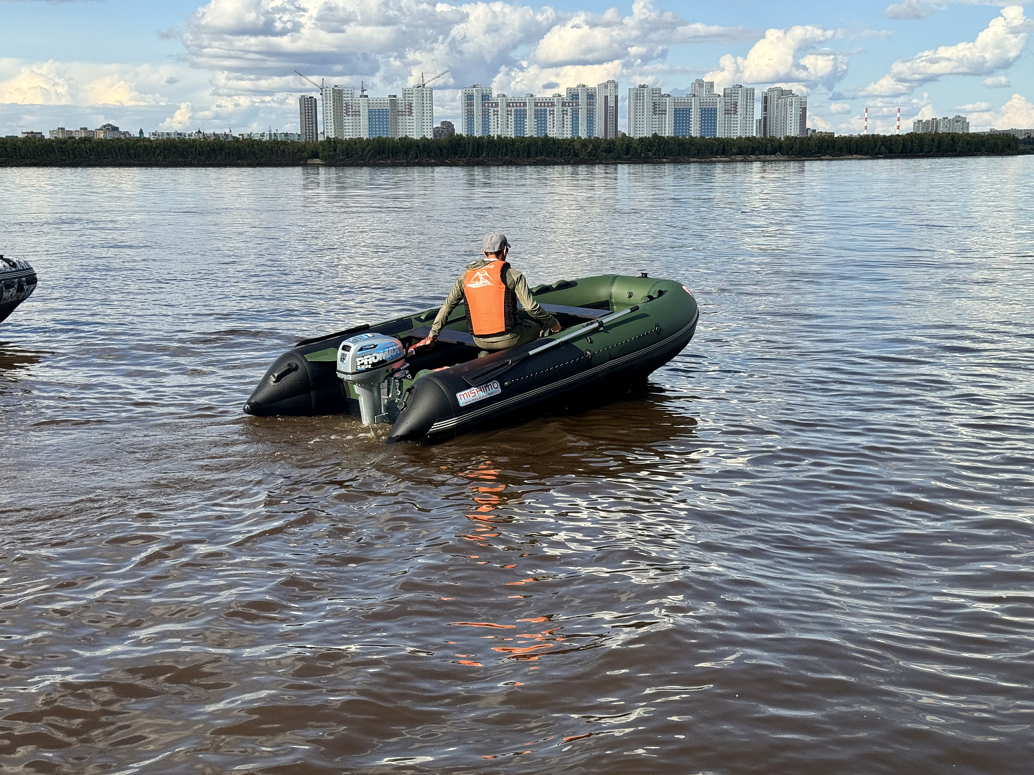 Лодка MISHIMO BIG FLOOR 380 в Мурманске