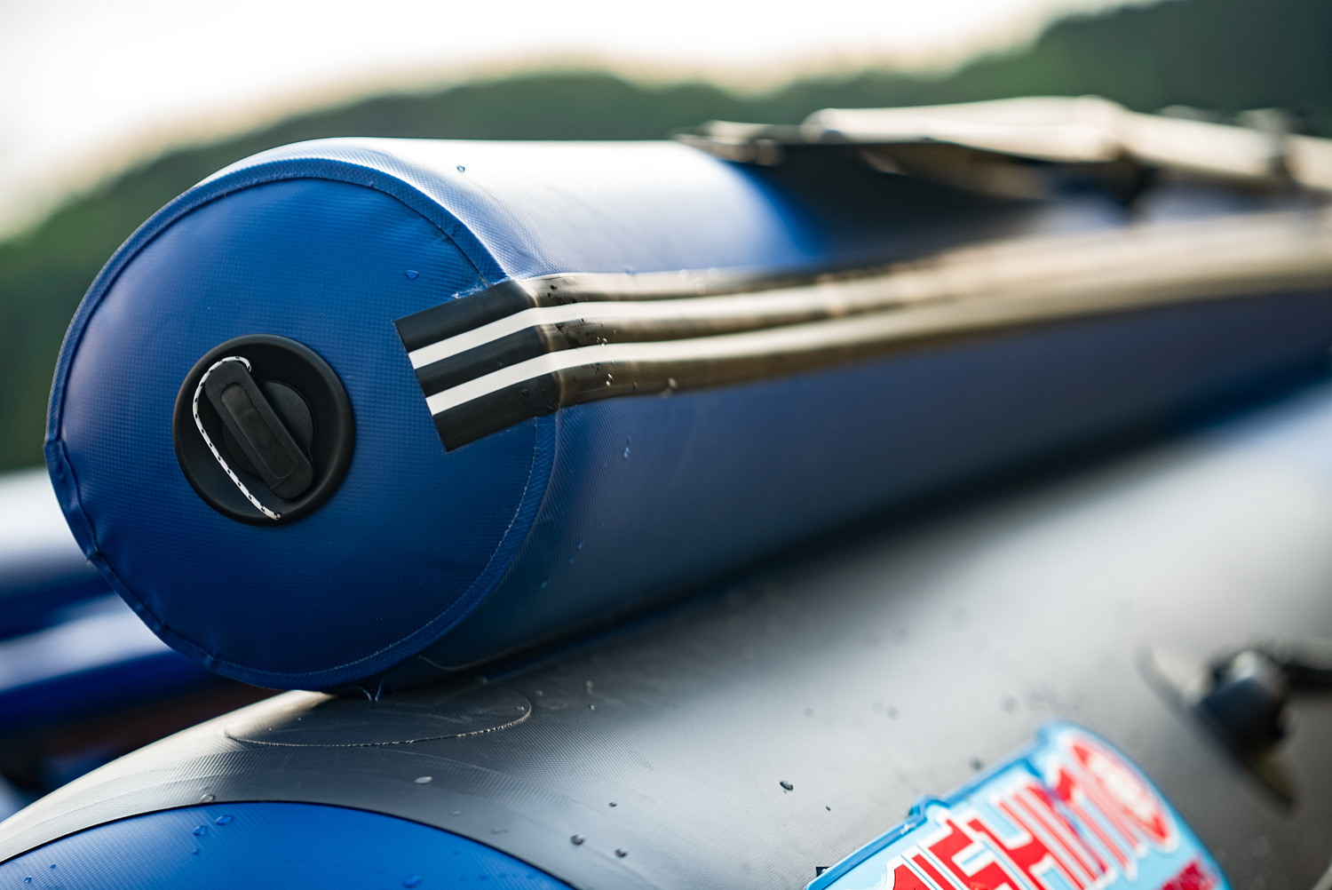 Лодка MISHIMO RIVER FJET PRO 430  под водомет в Мурманске