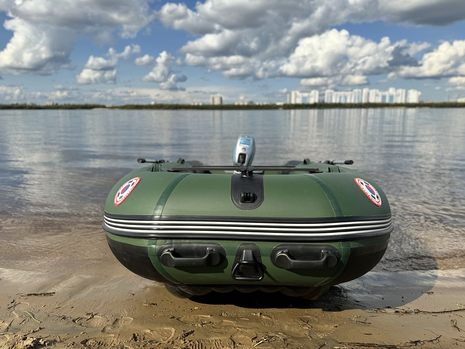 Лодка MISHIMO BIG FLOOR 420 в Мурманске