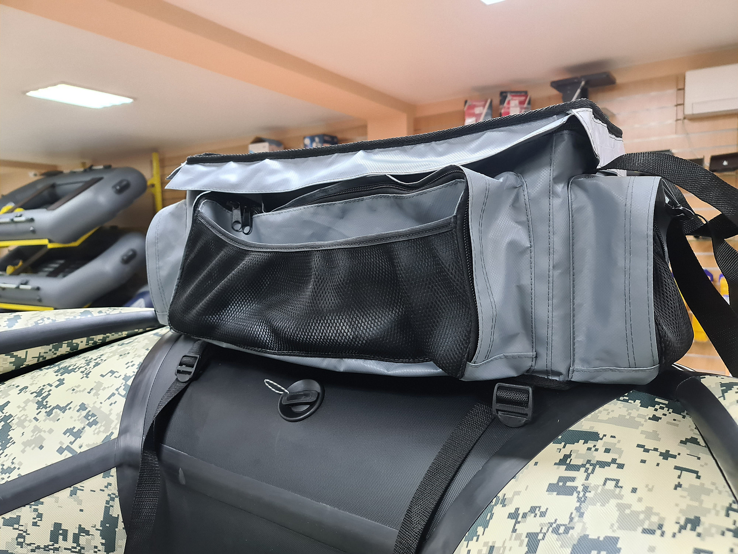 СУМКА ЛЮКС НА БАЛЛОН ДЛЯ ЛОДОК ПВХ 50Х25Х25 СМ в Мурманске